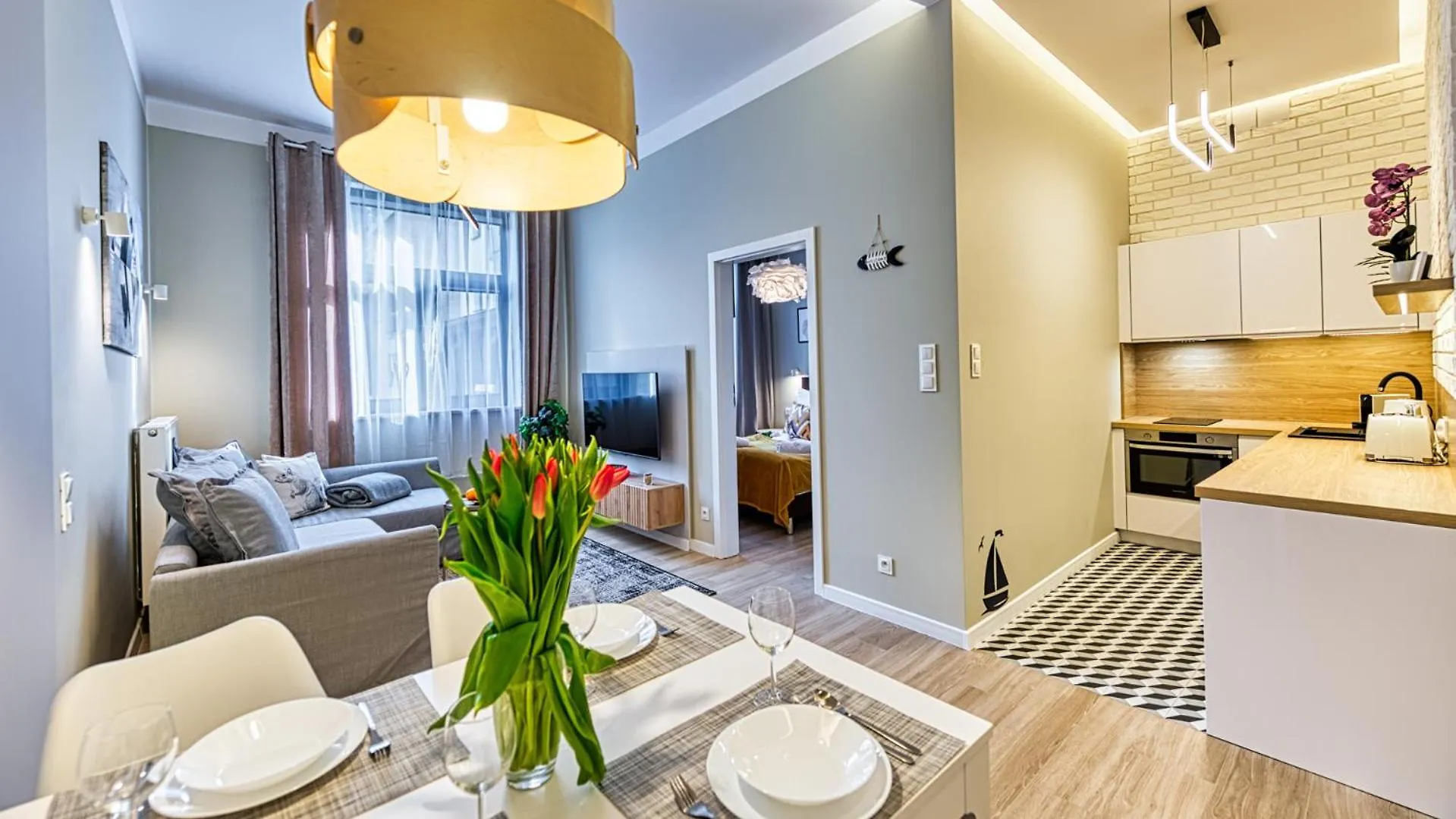 Apartamenty Royal Aparts Centrum - Kilinskiego 17A Przy Wyciagu, Blisko Szlakow Szklarska Poreba 0*,  Poland