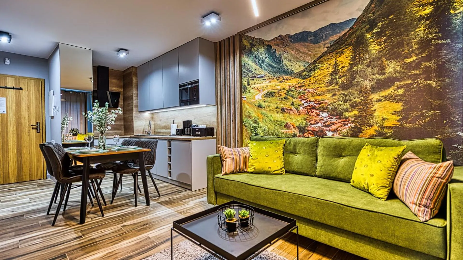 Apartamenty Royal Aparts Centrum - Kilinskiego 17A Przy Wyciagu, Blisko Szlakow Szklarska Poreba Apartment
